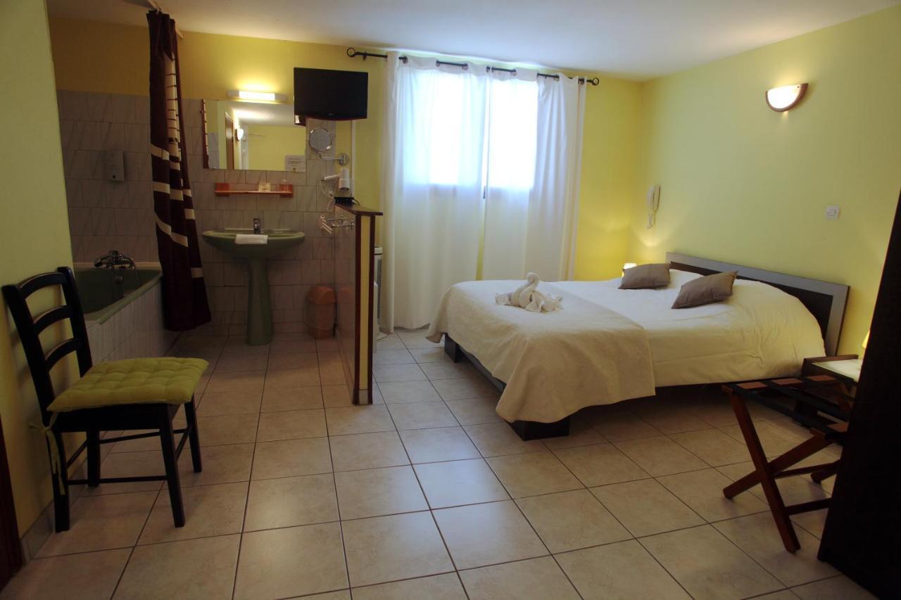 Logis Hotel Le Pressoir Saint-Chinian Ngoại thất bức ảnh